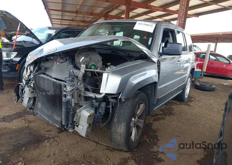 2017 Jeep Patriot Latitude Fwd из США, поврежденный, VIN 1C4NJPFB2HD184558